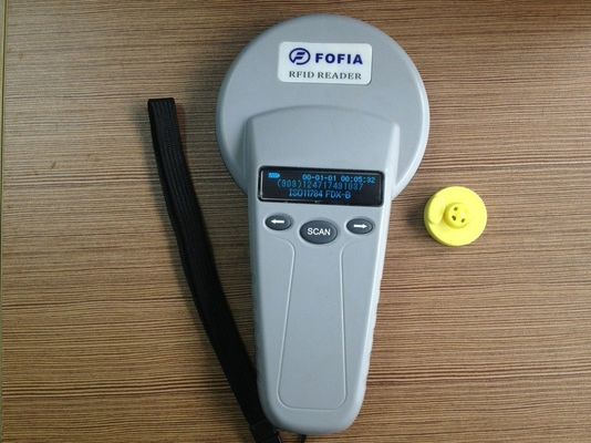 134.2kHz ISO11784/5 FDX-B Etiqueta auditiva electrónica con tensión de 350 N para la identificación del ganado