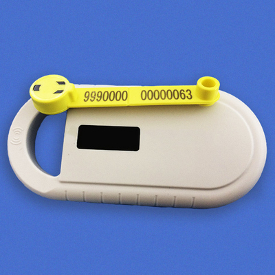 El escáner del microchip de la manija RFID para las etiquetas de oído de los animales puede leer el certificado del CE