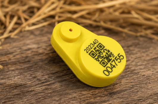 Crotales electrónicos que brindan soluciones duraderas para la identificación y el seguimiento de animales en entornos agrícolas