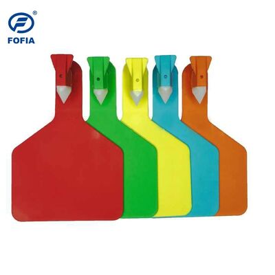 Nuevo ganado utiliza etiquetas de orejas de animales de plástico de material TPU etiquetas de orejas de ganado para la gestión de la granja